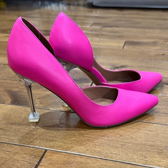 Call It Spring Fuchsia Heels - Picture 6 of 7